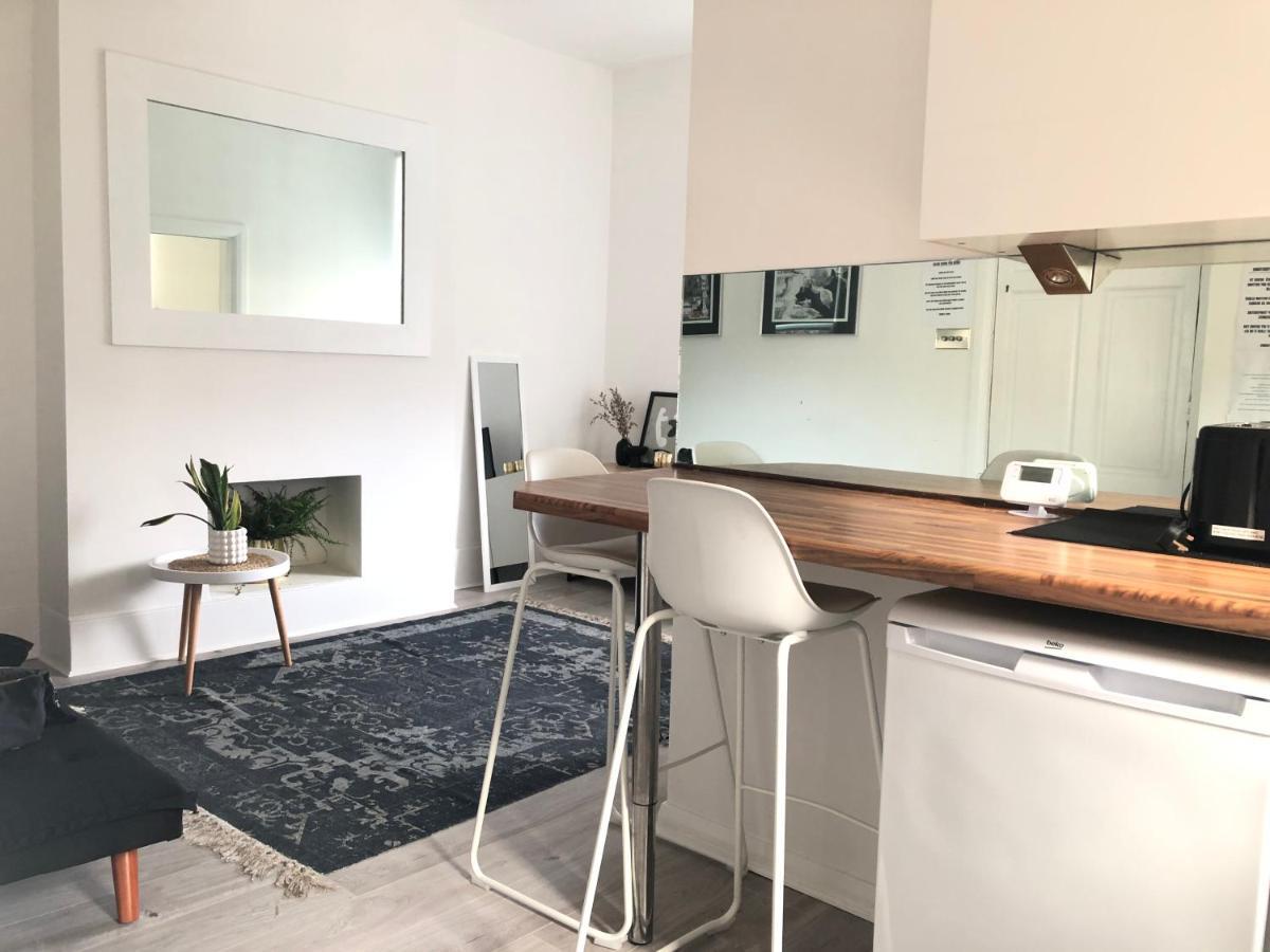 Bright Chiswick Apartment - Great Location Londra Dış mekan fotoğraf